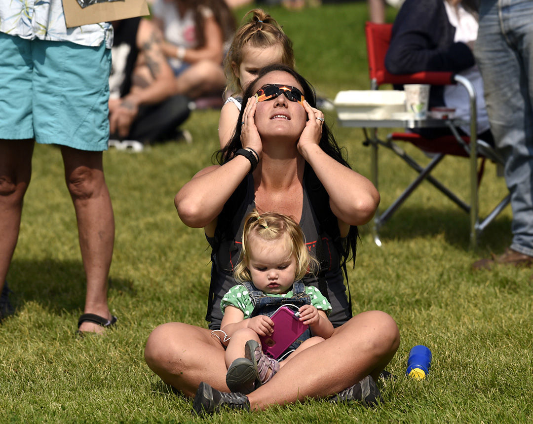 missoula eclipse viewing 07.jpg
